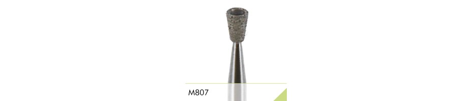 M807
